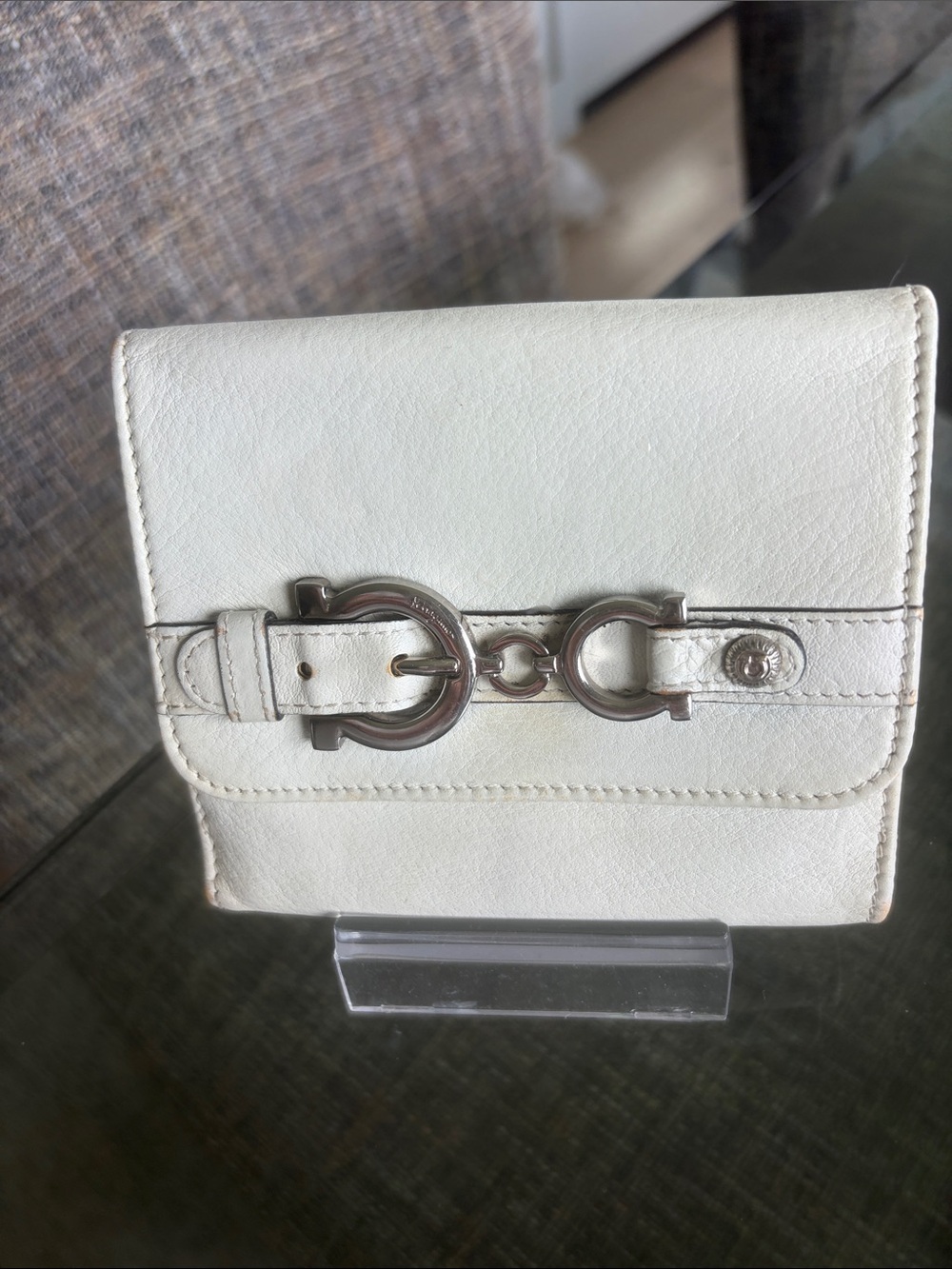 Salvatore Ferragamo White Leather Wallet with Silver Gancini Hardware